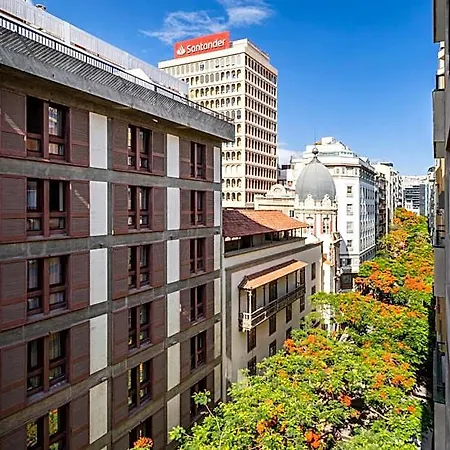 Adonis La Hotel 2*